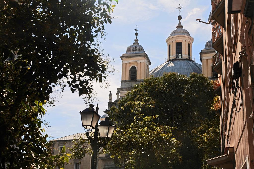 Latina Palace Мадрид Екстериор снимка